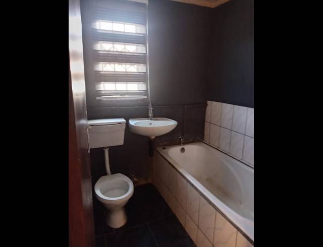 2 BEDROOM HOUSE FOR SALE IN GREENFIELD